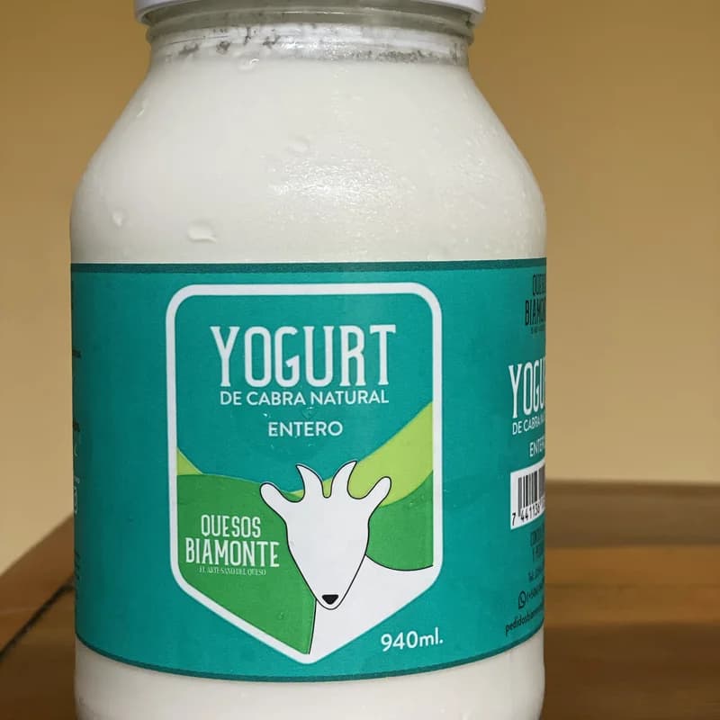 Yogur natural de cabra — Biamonte